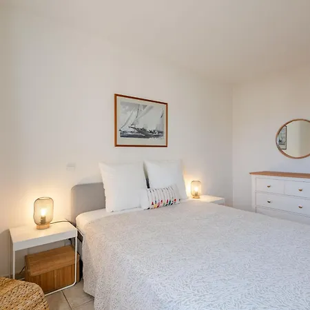 Villa Laura By Interhome Gassin