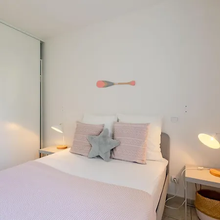 Laura By Interhome * Gassin