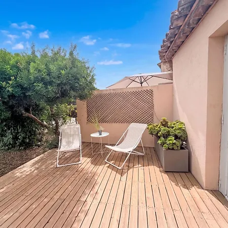 Villa Laura By Interhome Gassin