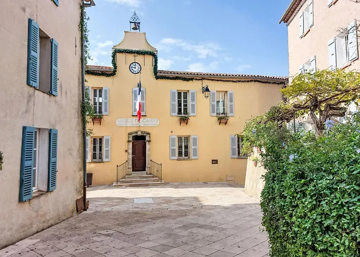 Villa Laura By Interhome *