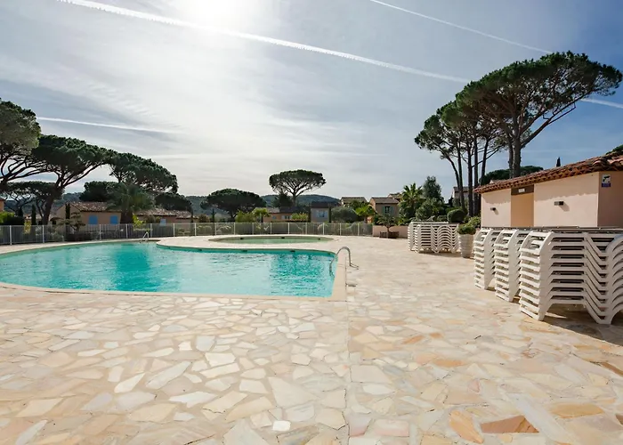 Laura By Interhome *